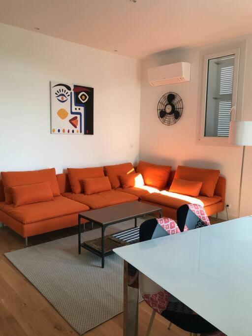 Saint Raphael Plage Et Centre Ville 10 Mn A Pied Luaran gambar